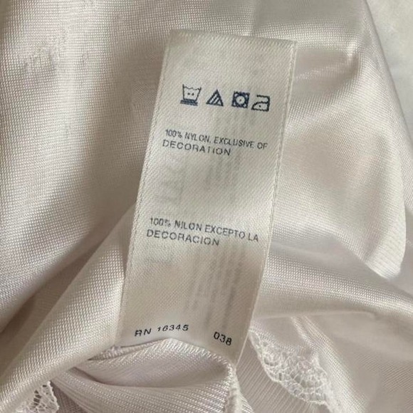 Vassarette White Satin Lace Trim V Neck Cami Tank Top L42 Style 7-110 - Picture 6 of 7